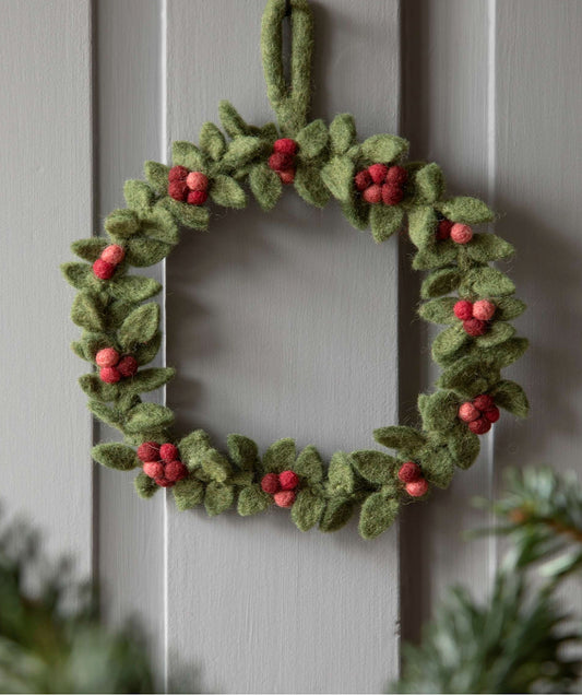 Gry and Sif Green Wreath with Red Berries