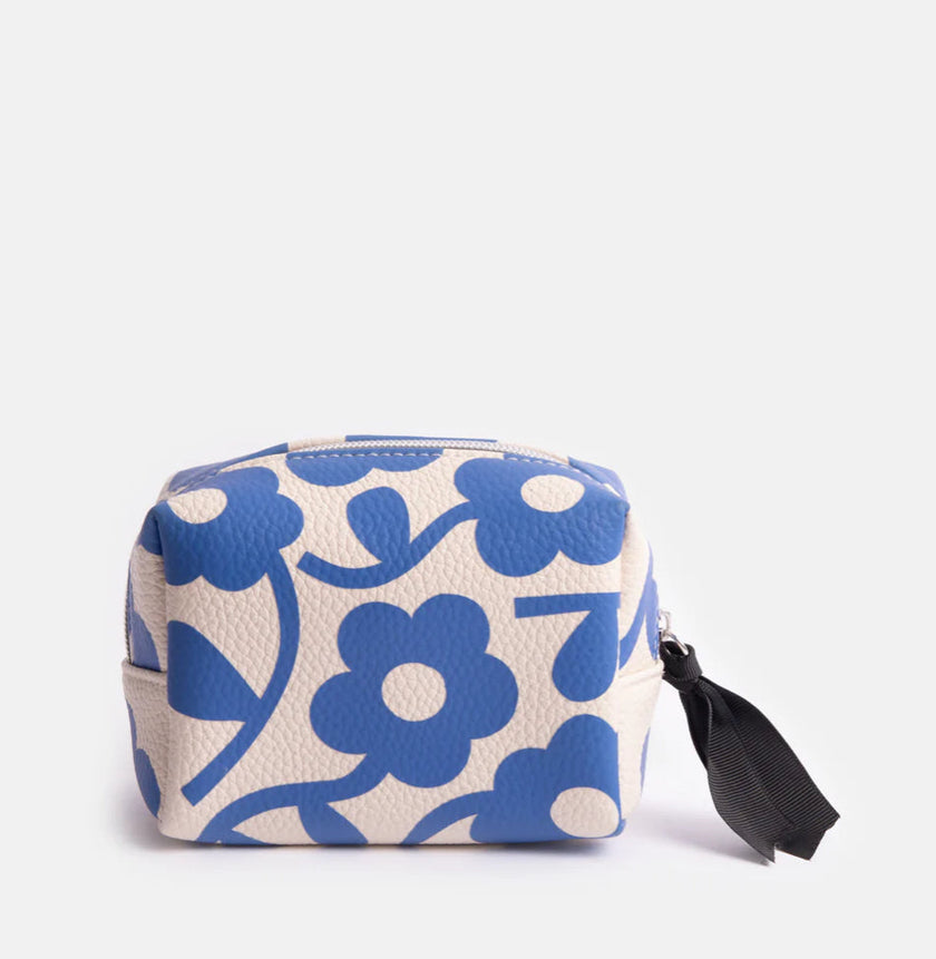 Caroline Gardner Blue Flower -Cube Mini Cosmetic Bag