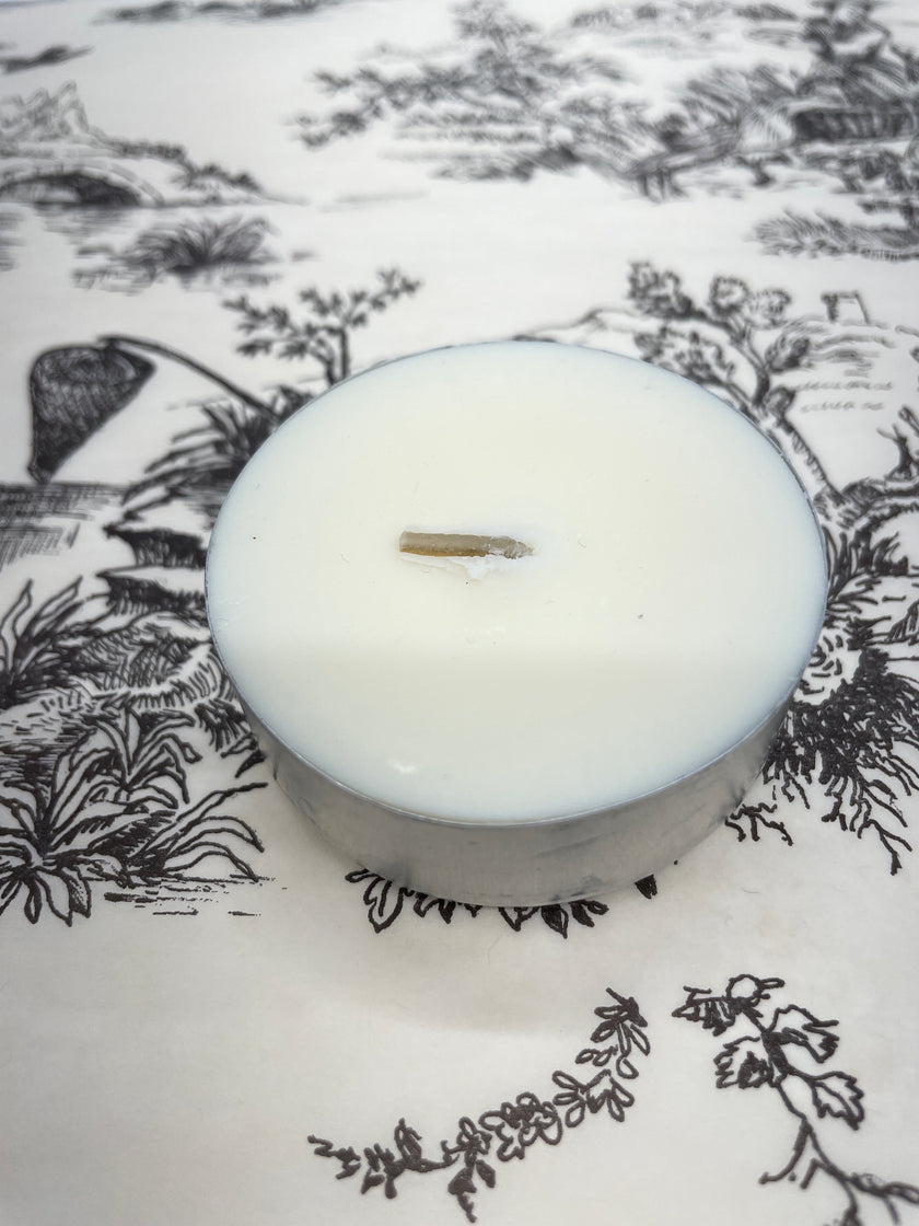 St Eval Sandalwood and Cedar Tealights