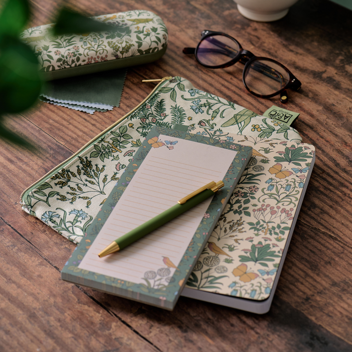 Apothocary's Garden Magnetic Memo Pad