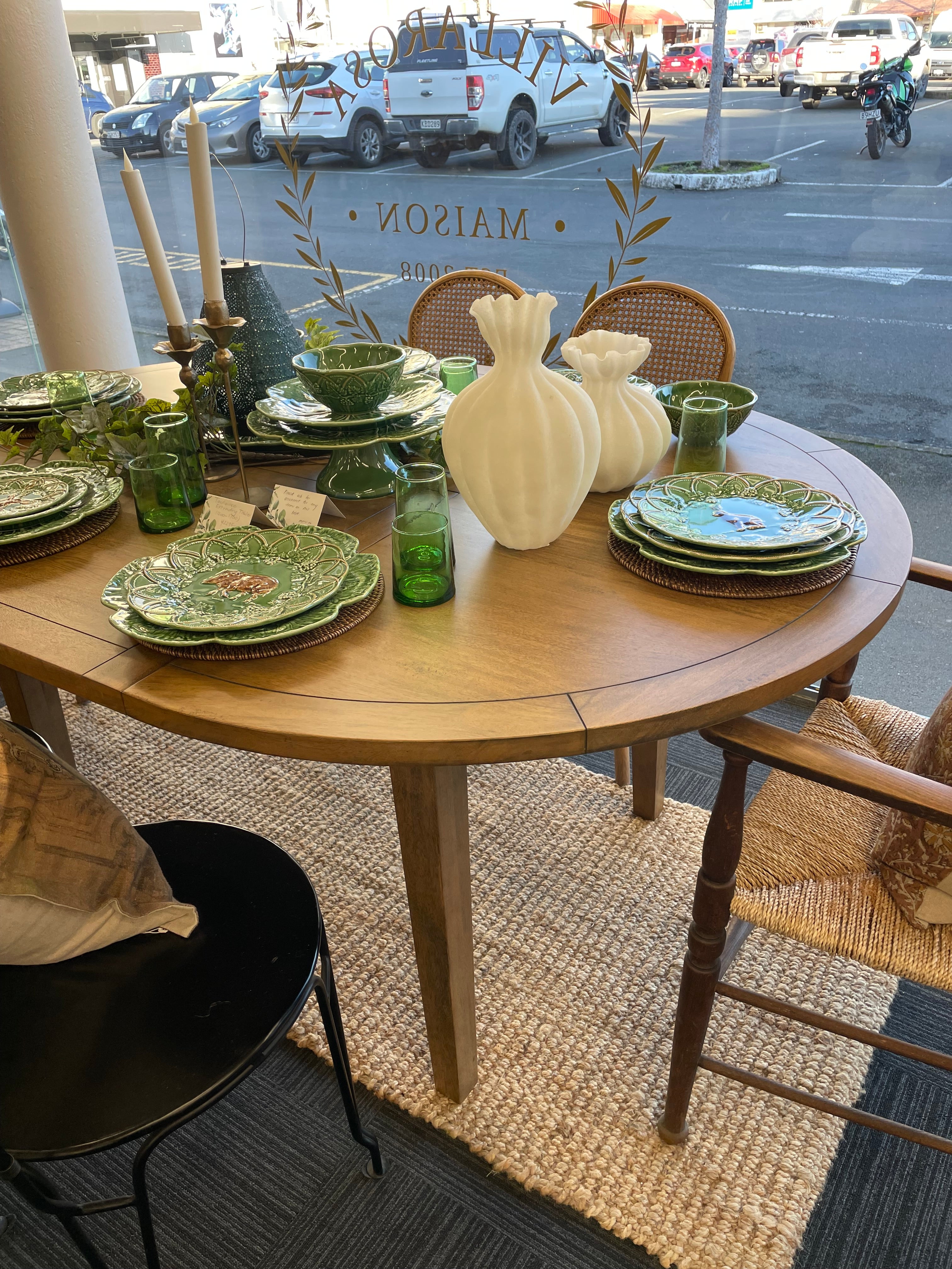 TOULOUSE EXTENSION ROUND DINING TABLE 1200-1700