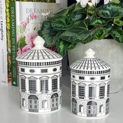 Amanda Alexander Mayfair Candle Paris