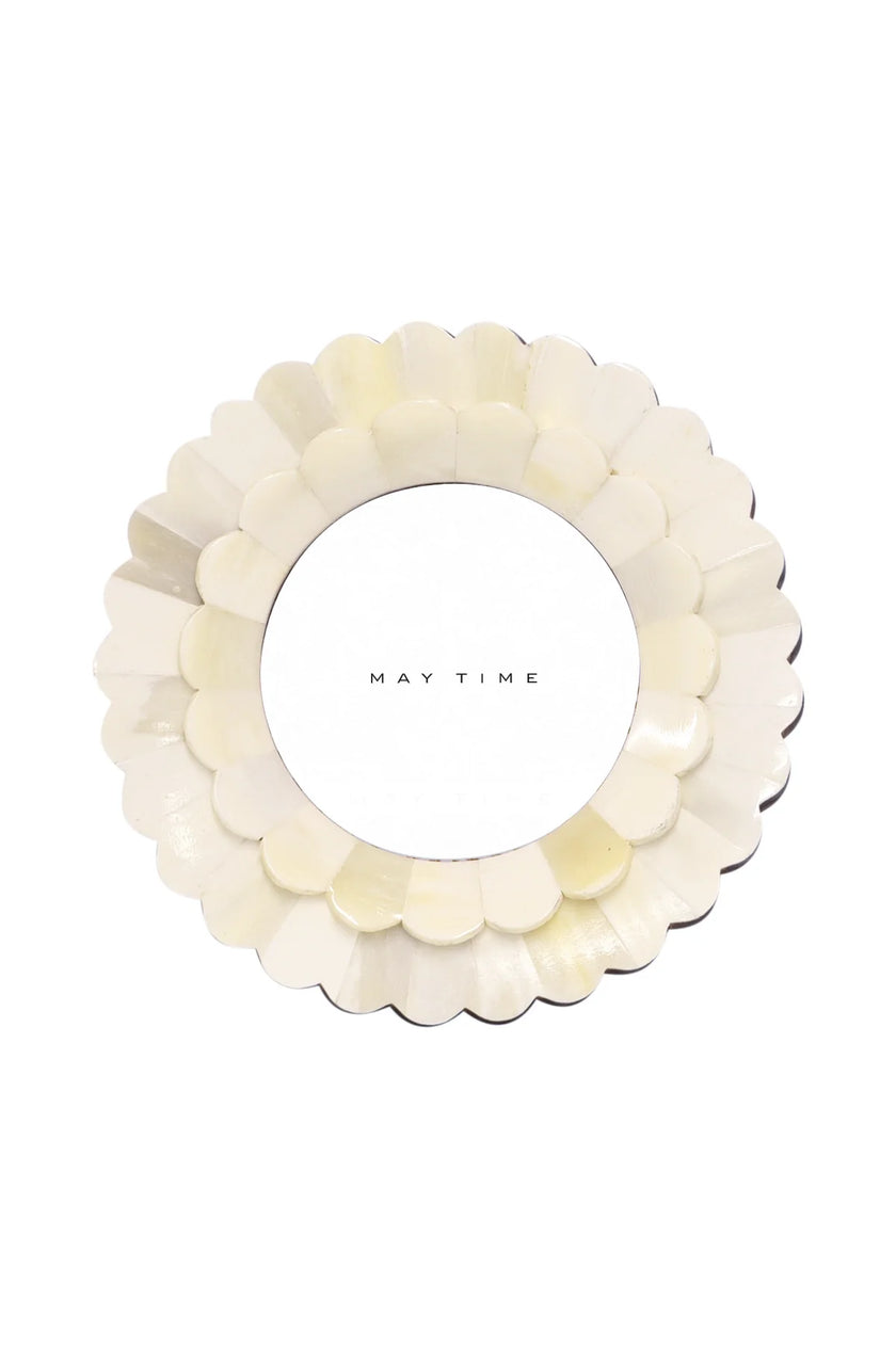 Double Scalloped Round Frame Cream by Maytime