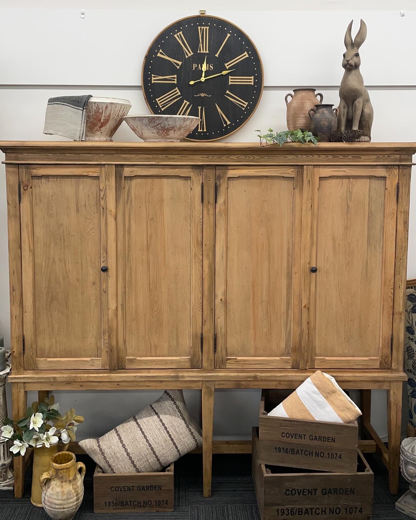 Henry Wedding Cabinet