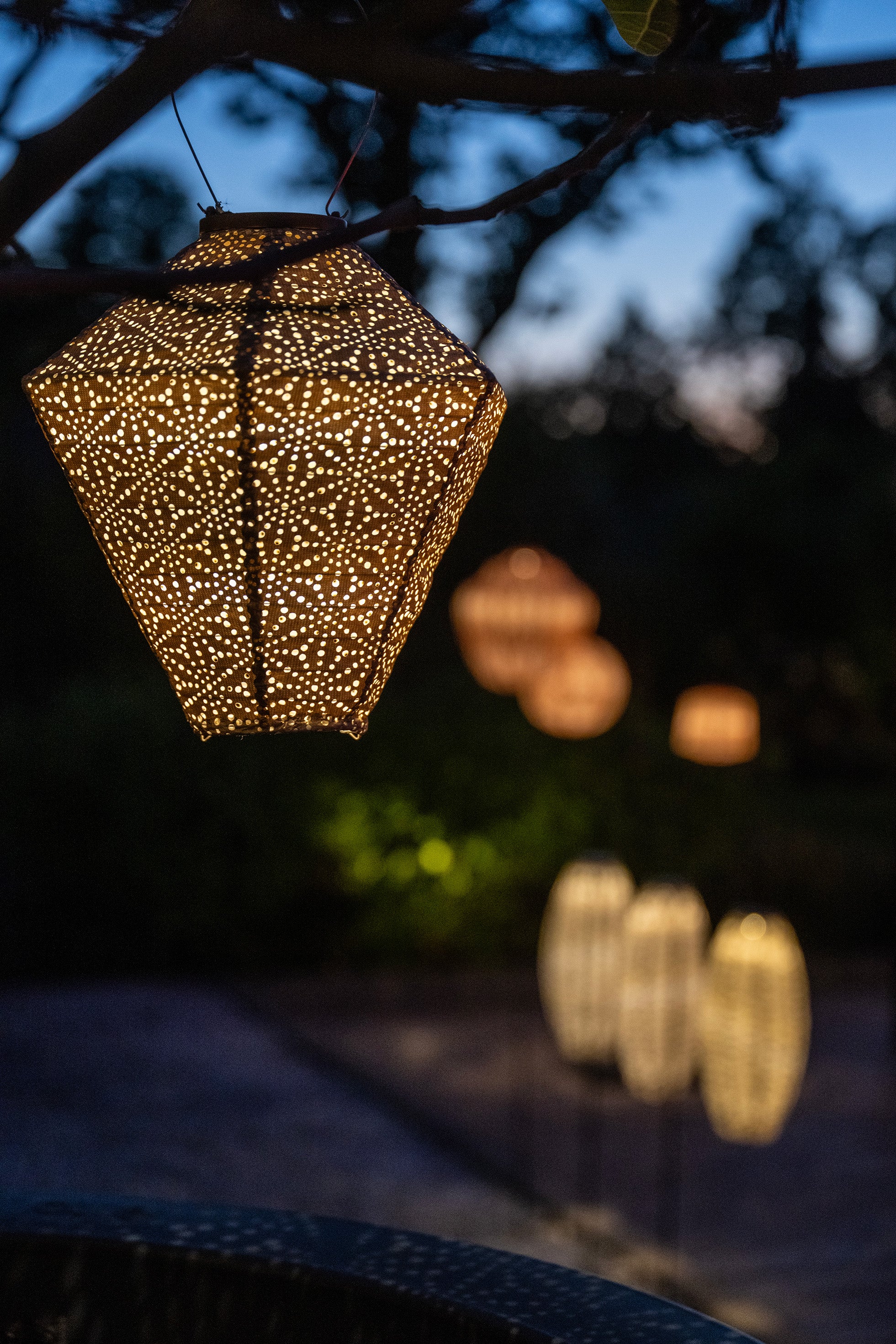 Lumiz Lantern  Diamond 28cm Gold Sashiko
