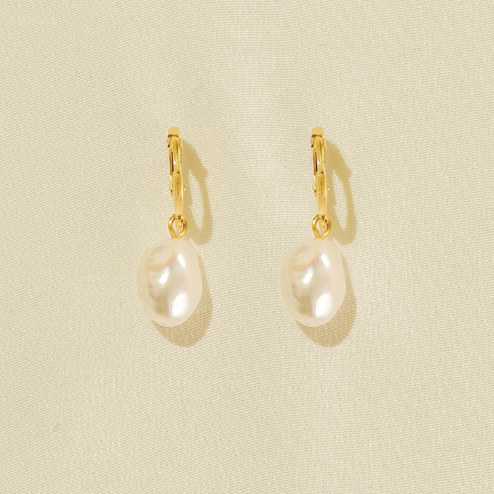 Estée Earrings by Agapée