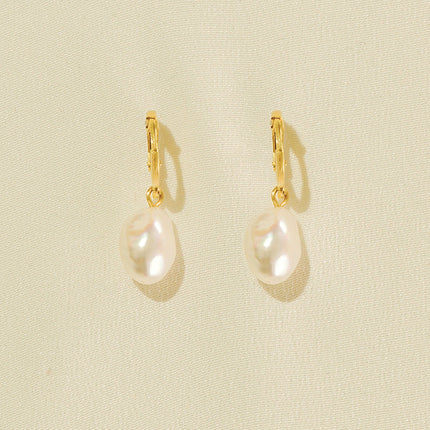 Estée Earrings by Agapée