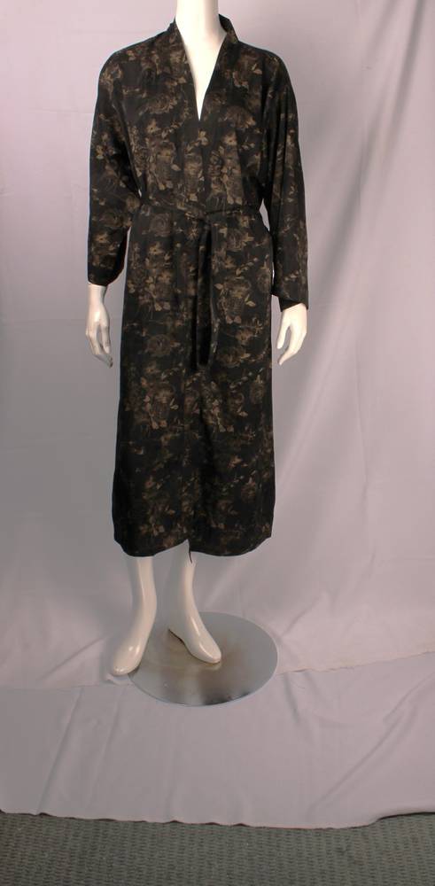 Alice & Lily Long Kimono – Black & Beige Floral