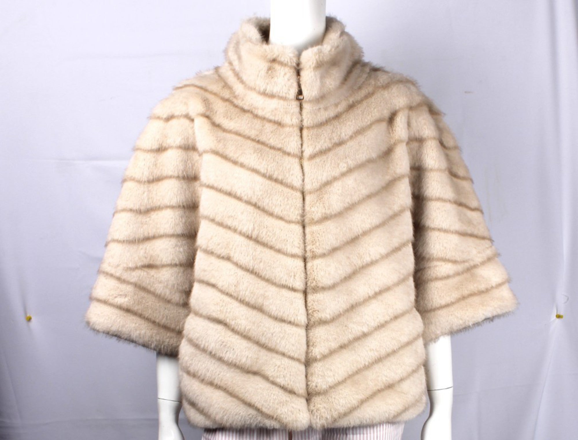 Alice & Lily Milk Fur Jacket L/XL