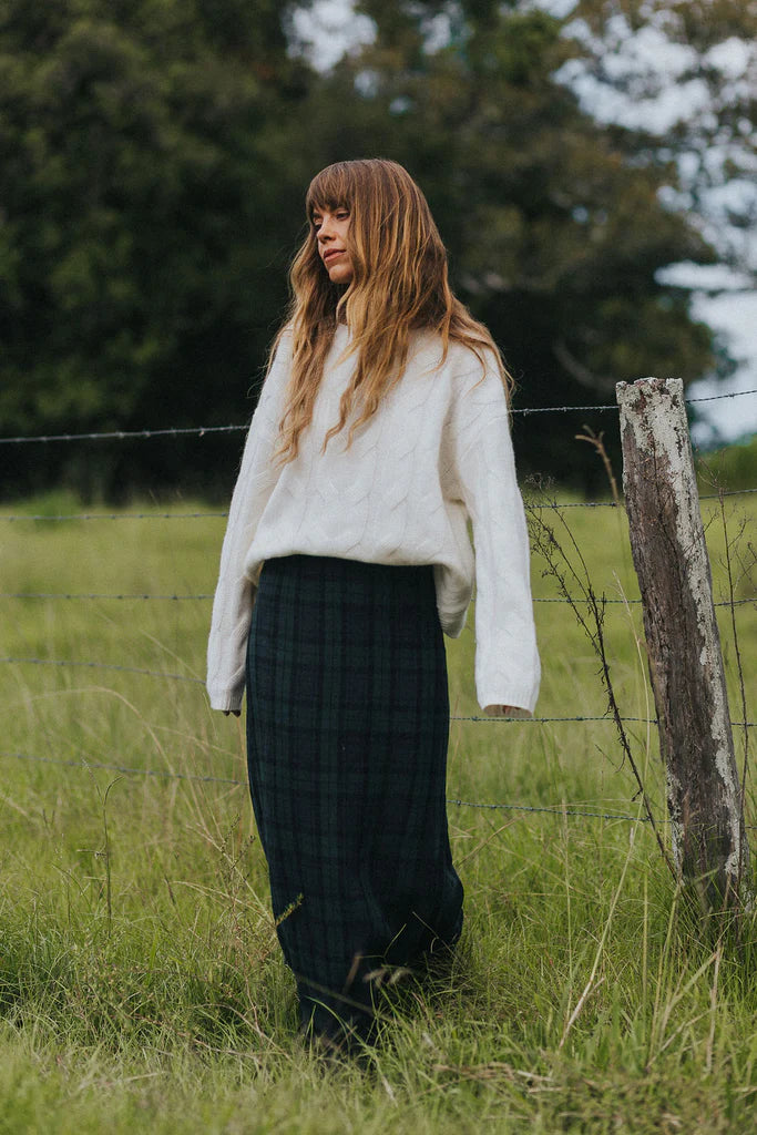 NZ Lambswool Cable Knit - Milk - S/M