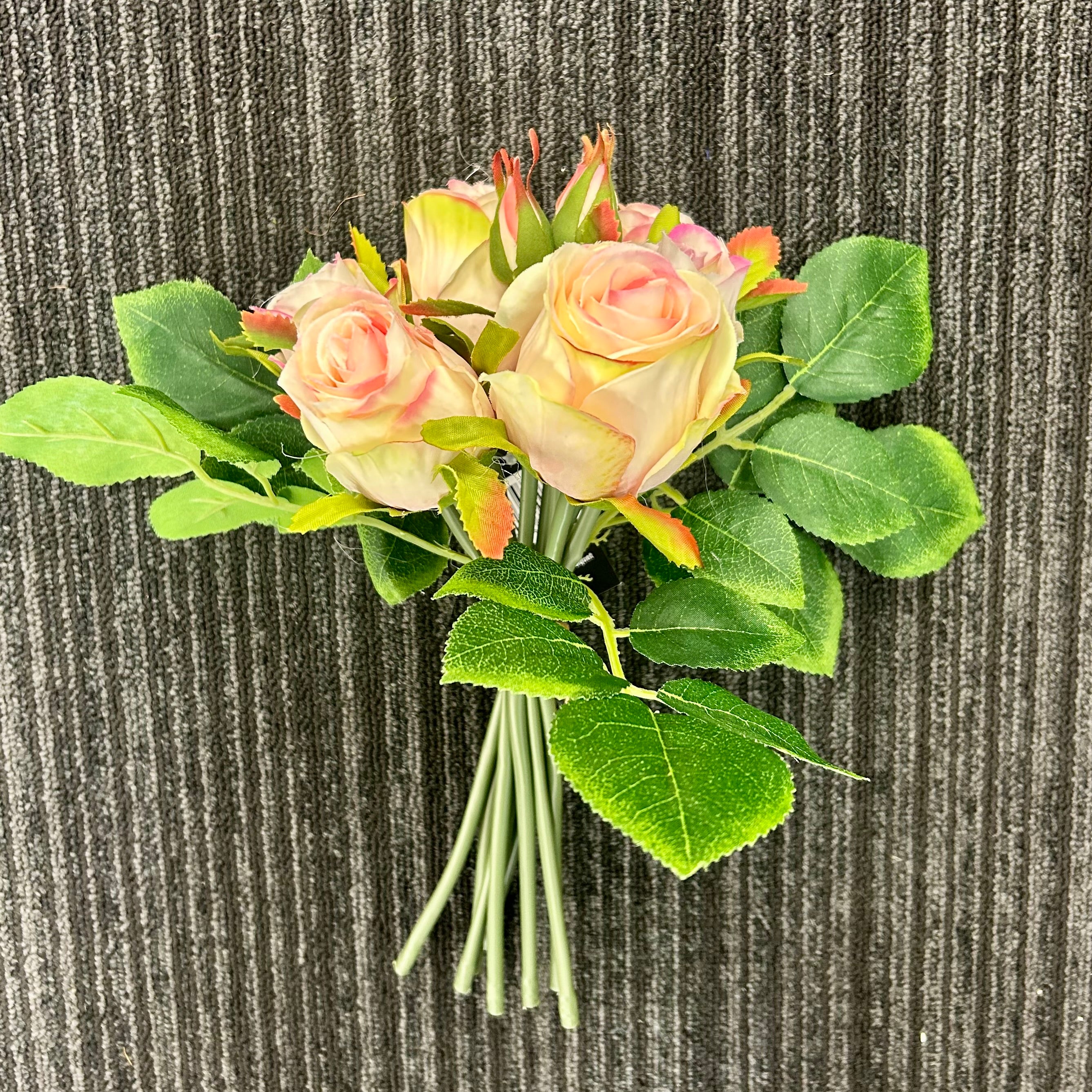 AA - Royal Rose Bouquet