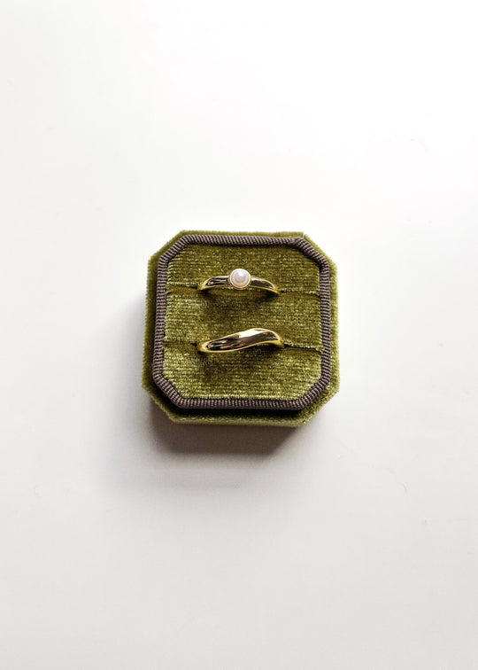 Ruby Tuesday Gold Pearl Mimi Ring