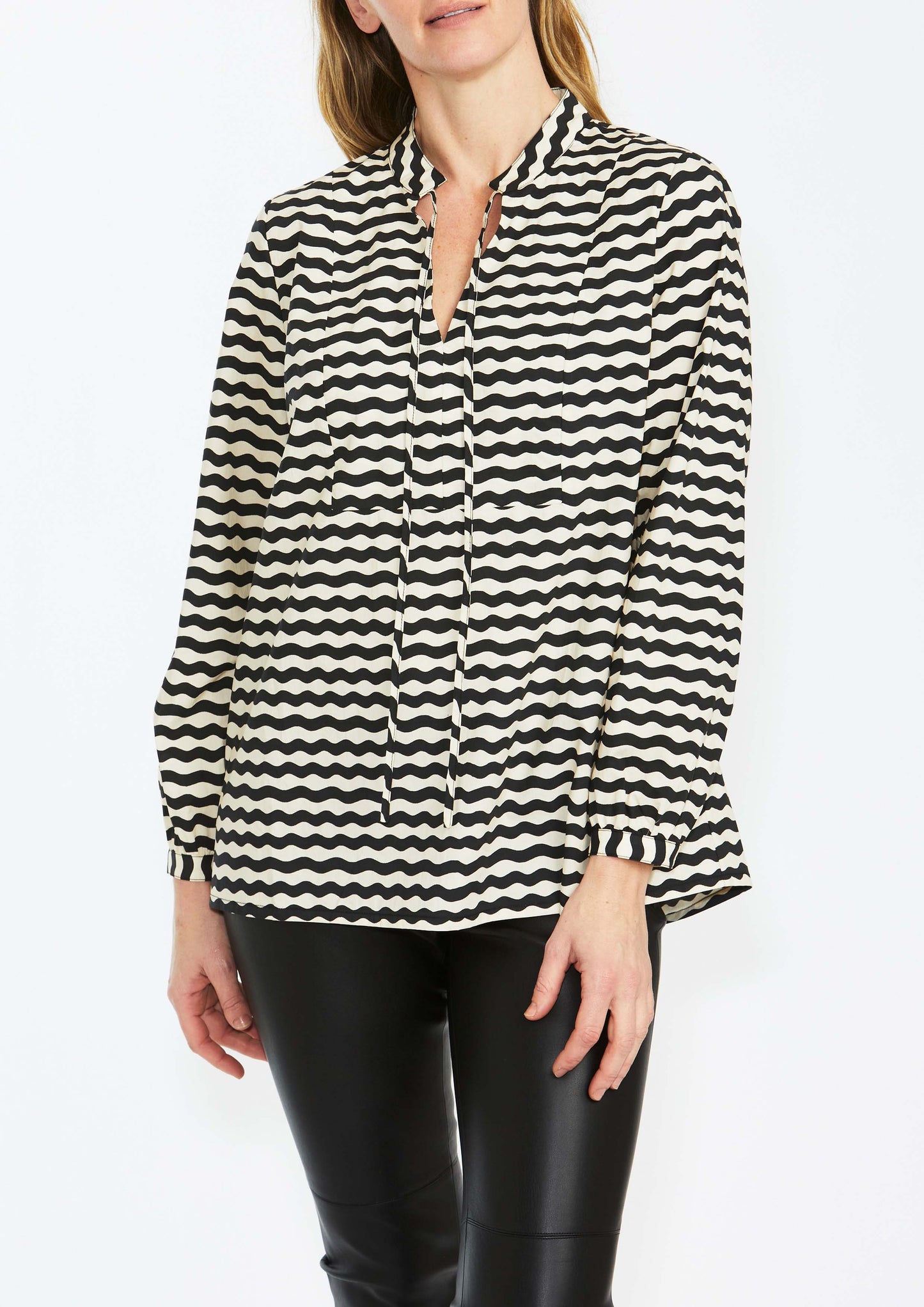 Pingpong Wave Print Blouse