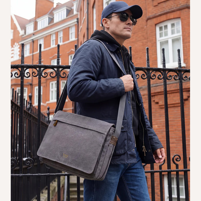 Troop Classic Flap Front Messenger Bag_Green