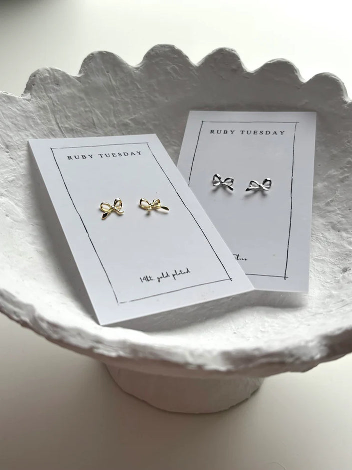 Ruby Tuesday Bow Studs - 18k Gold Plated