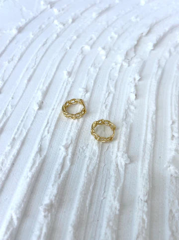 Ruby Tuesday Chain Huggies - Gold Plated