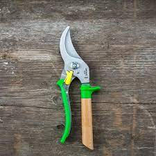 Opinel Gardening Shears - Le Secateur