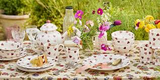 Emma Bridgewater Pink Hearts range — mugs and pottery handmade in Stoke-on-Trent, available in New Zealand
