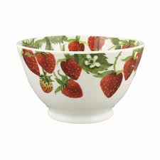 Emma Bridgewater Strawberry half-pint mug, handmade pottery NZ, Villarosa Maison Nelson
