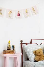 Lazybones Garland