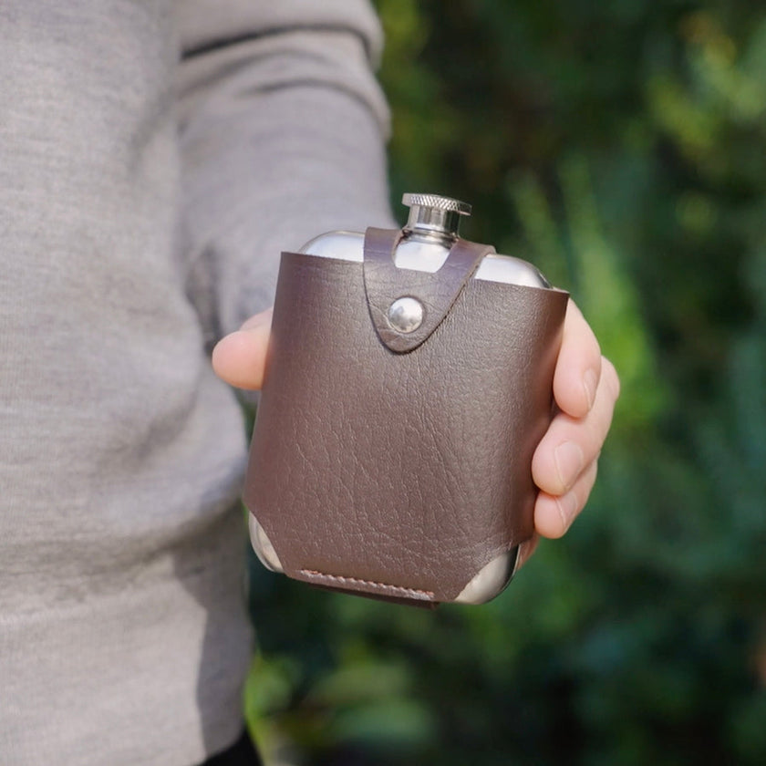 Flask & Travelling Case