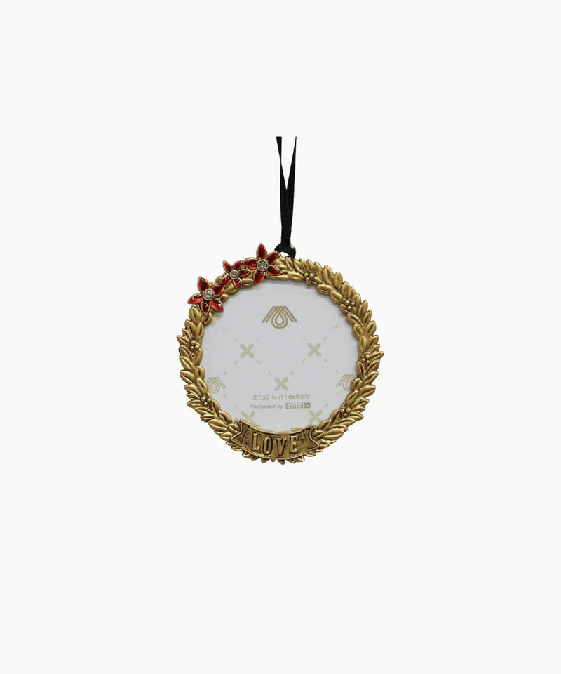 Hanging Round Frame - Love