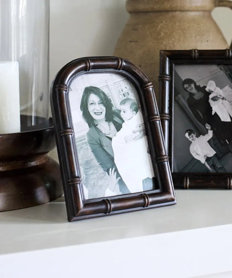 Bamboo Round Top Photoframe 4x6