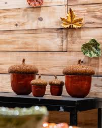 Bordallo Acorn Bowl with Lid