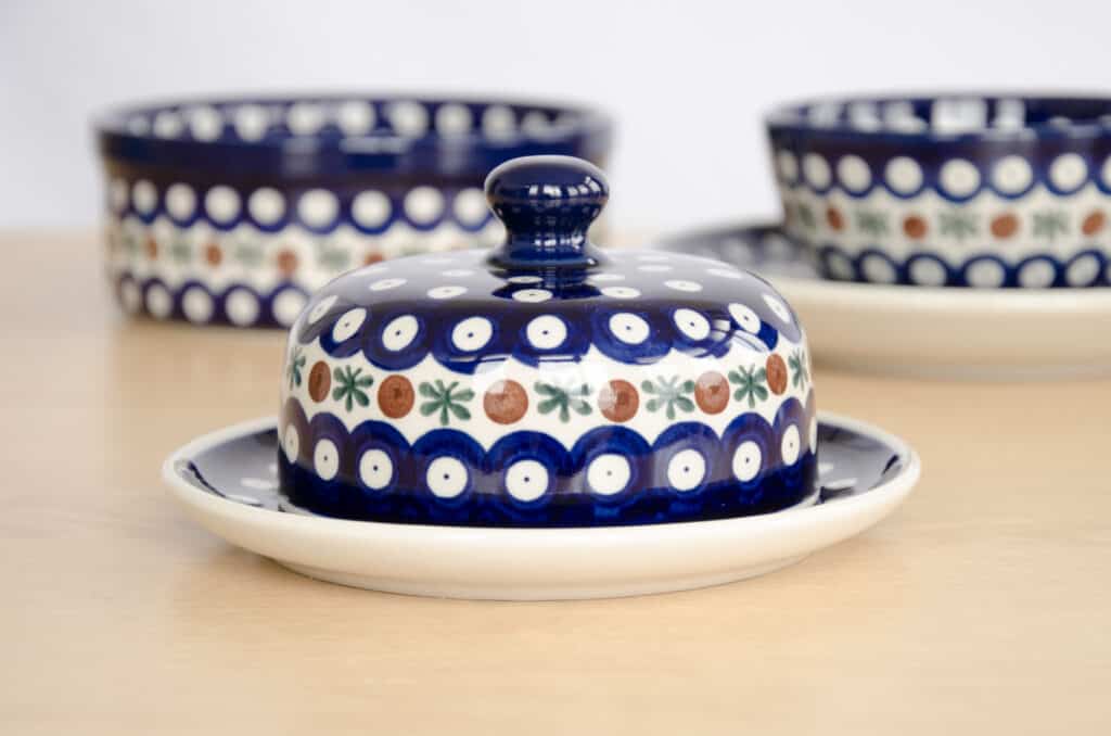 Polish - Blue Daisy Round Butter Dish