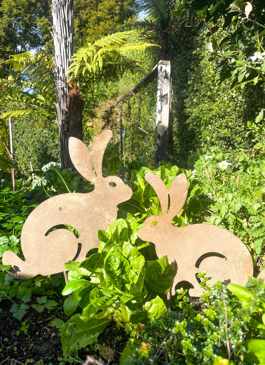 Metal Rabbit Garden Decor