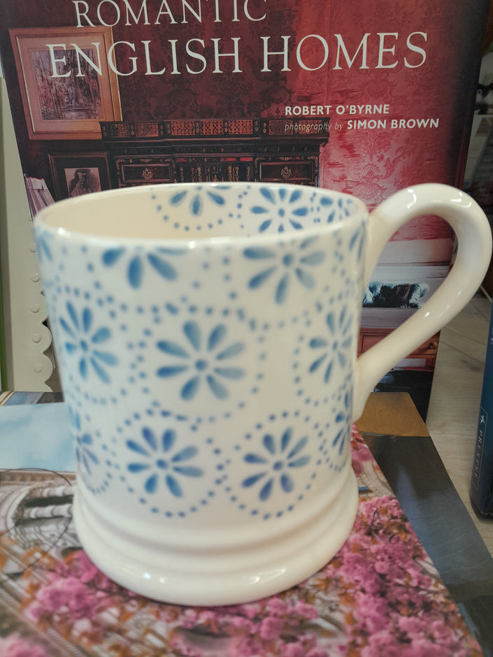 Emma Bridgewater Daisy Spot 1/2 Pint Mug