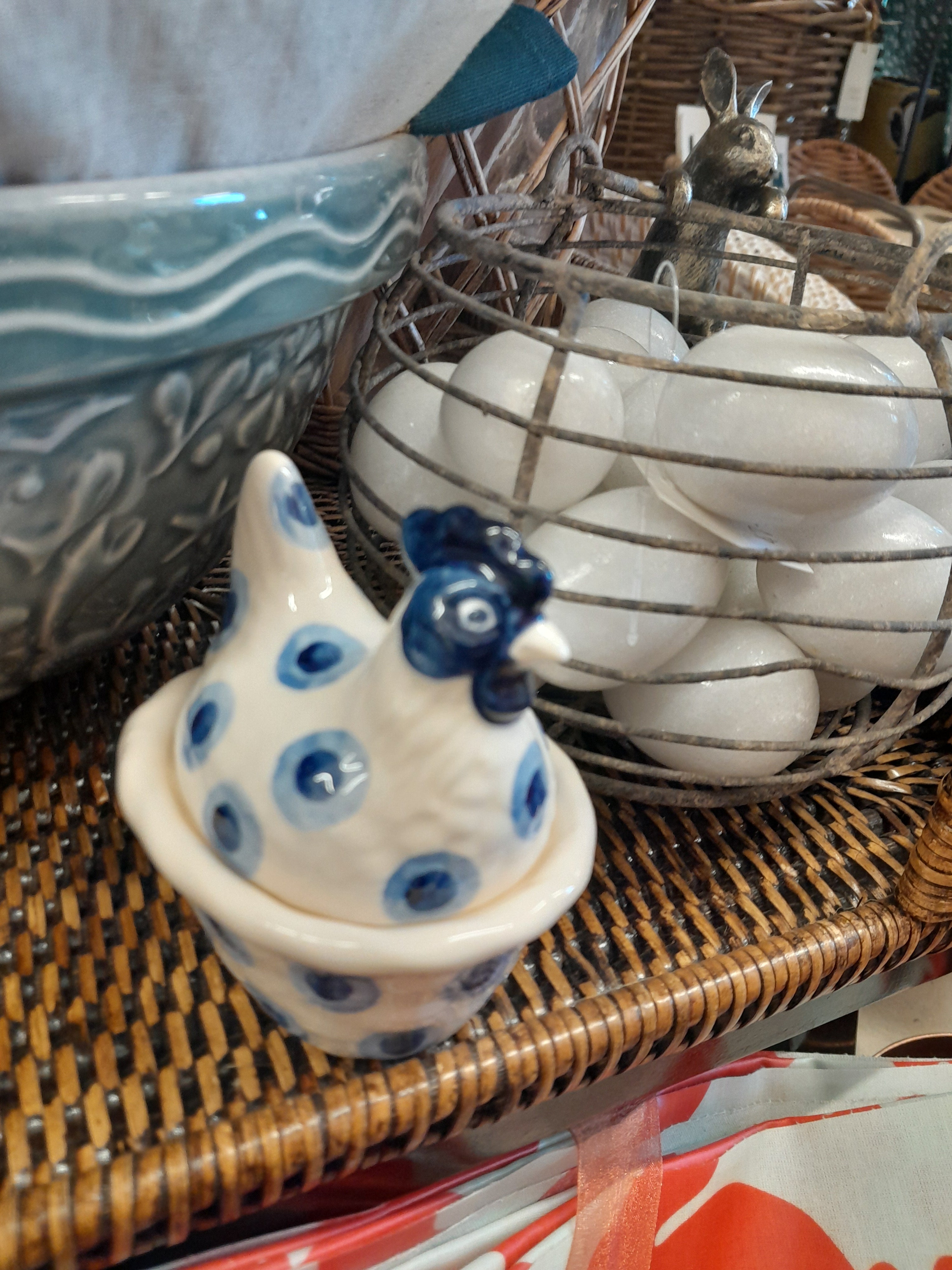 Emma Bridgewater Double Dot Hen on Nest