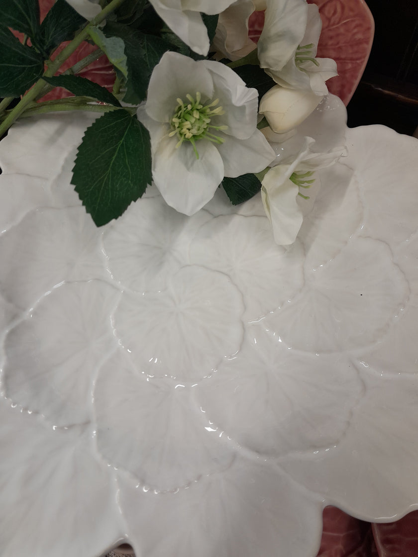 Bordallo Pinheiro Geranium Cake Stand