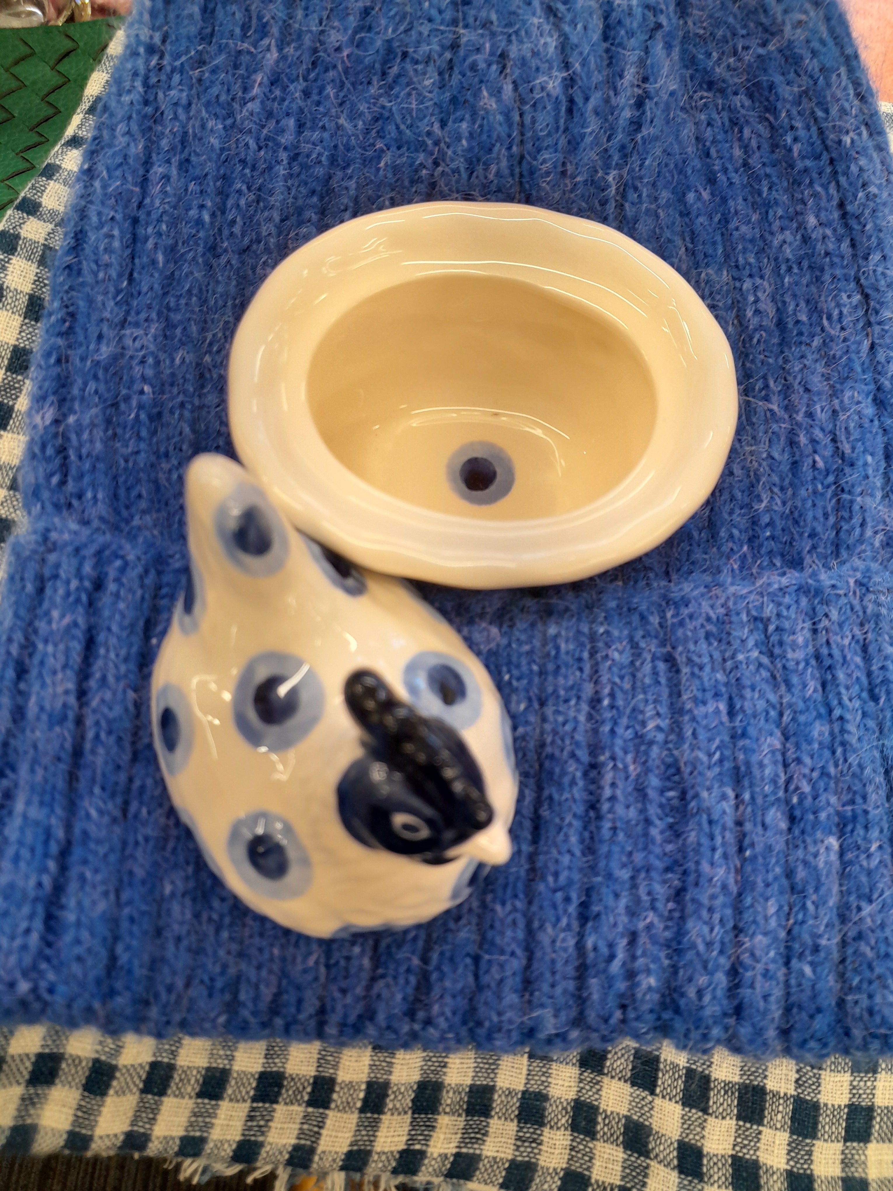 Emma Bridgewater Double Dot Hen on Nest