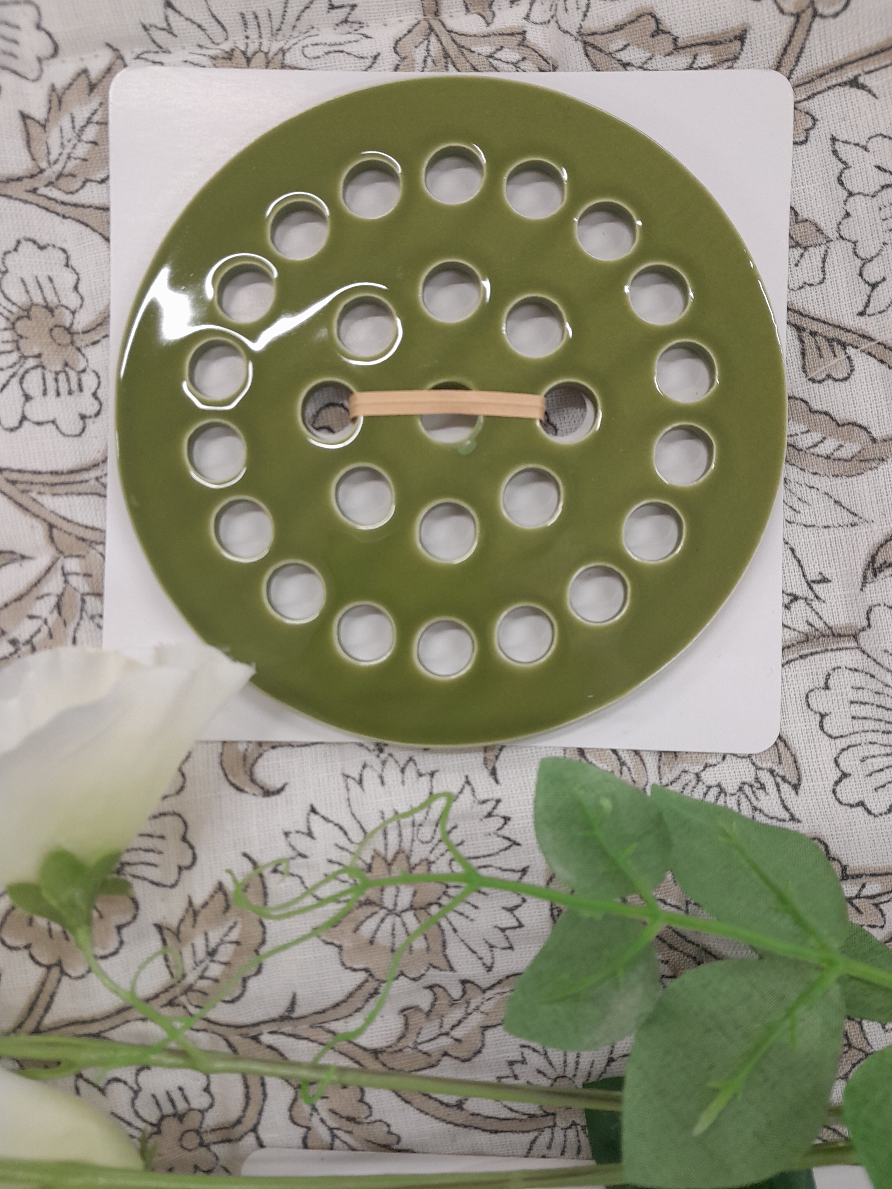 Flower Arranging Disc Medium