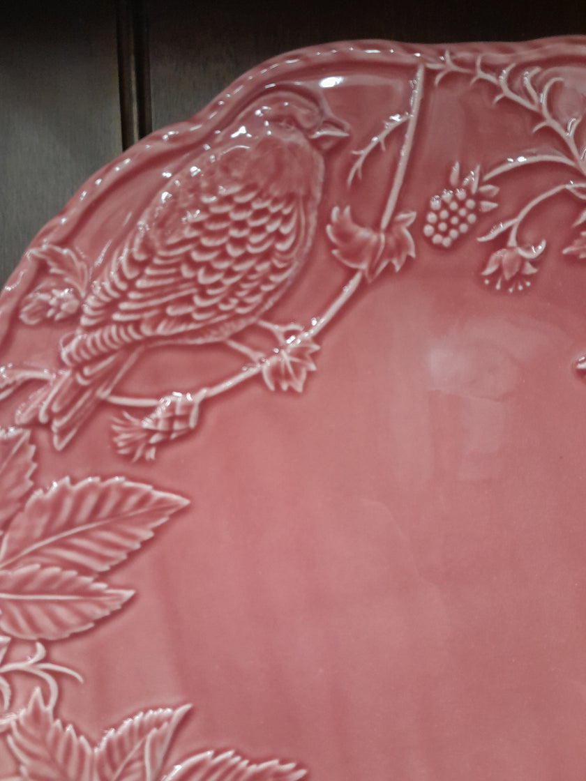 Bordallo Dark Pink, Blackberries and Bird-Charger Plate