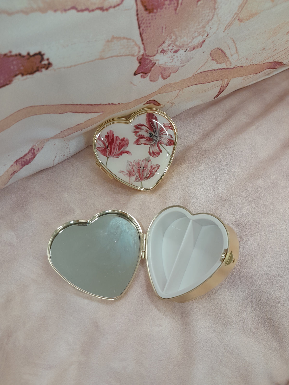 Heart Pillbox - Maria Sibylla Merian Three Tulips