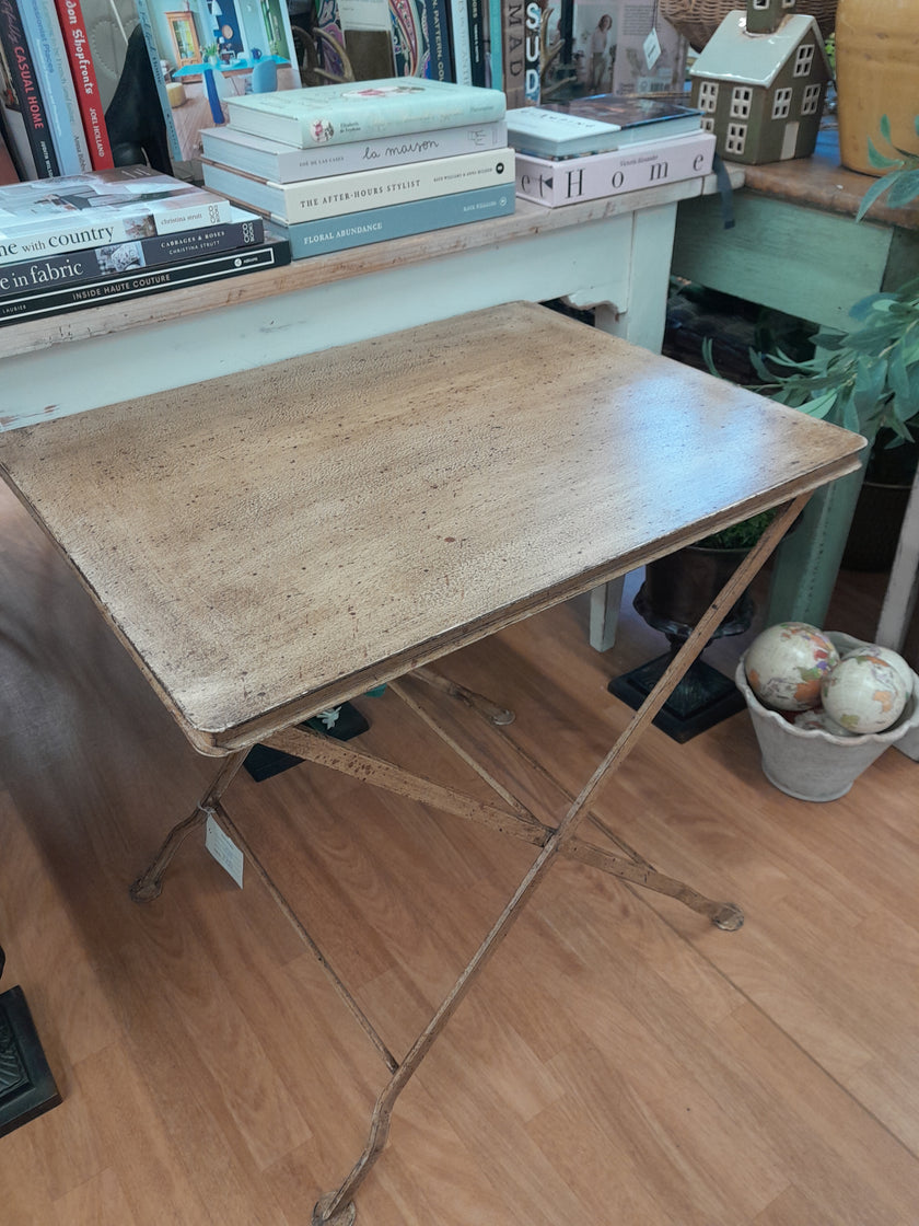 Wilder Folding Side Table