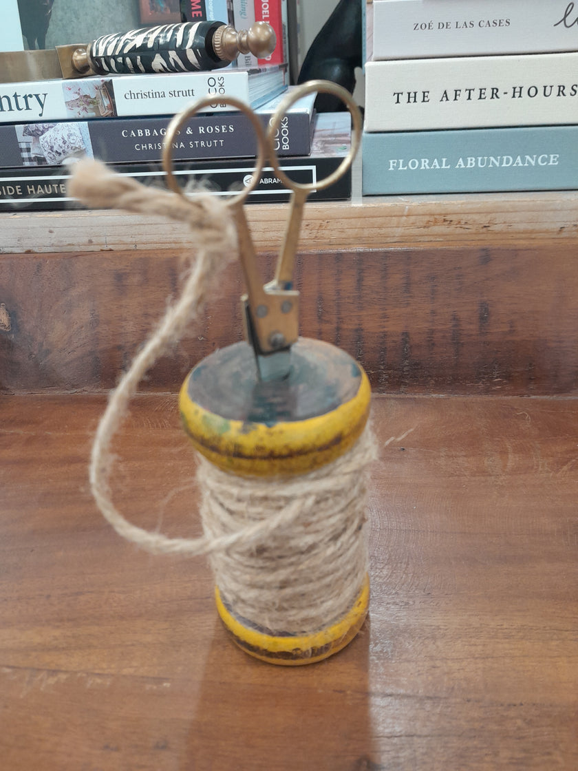 Small Vintage Bobbin with Scissors