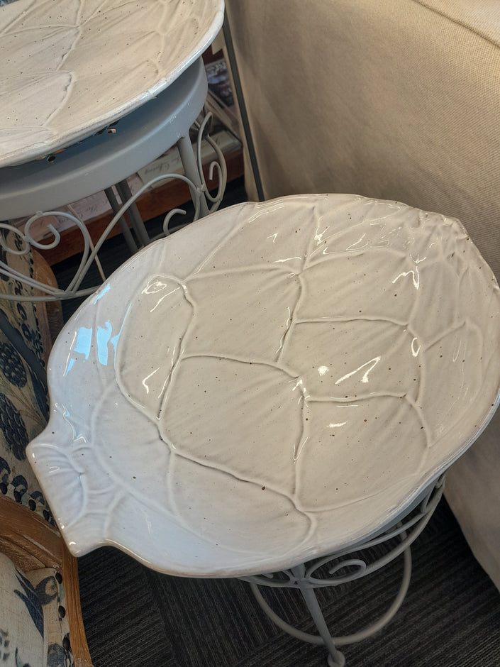 Bordallo Pinheiro Artichoke Pasta Bowl 28cm detail - ceramic artichoke bowl, NZ stockist Villarosa Maison