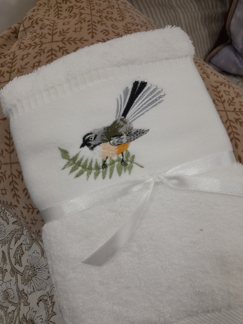 Alice & Lily Embroidered Hand Towel
