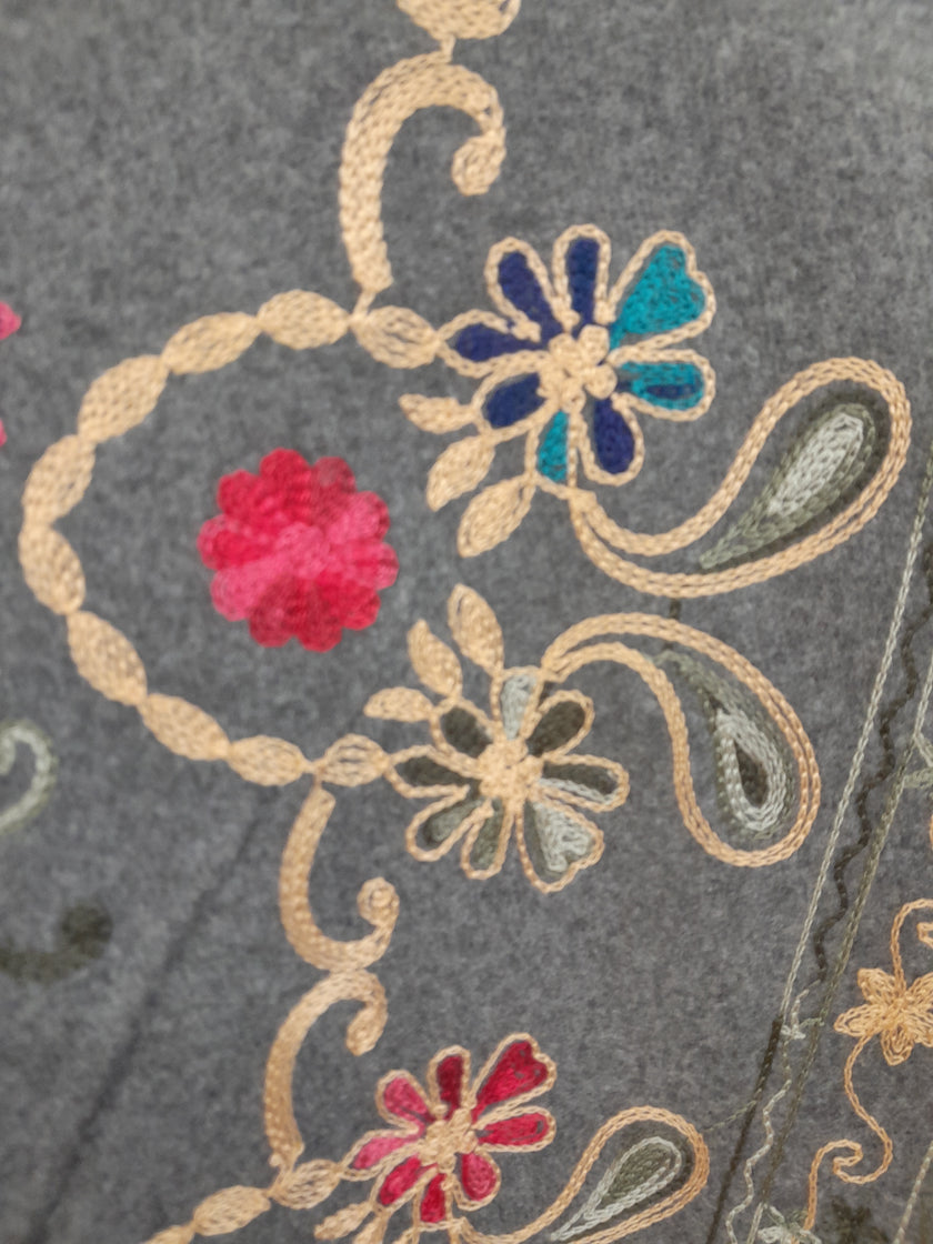 Embroidered Tassled Scarf-Grey
