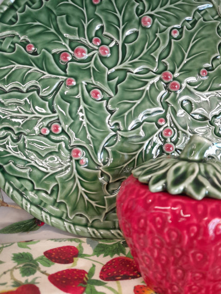 Bordallo Pinheiro Holly Tray 36cm in-store at Villarosa Maison Nelson NZ