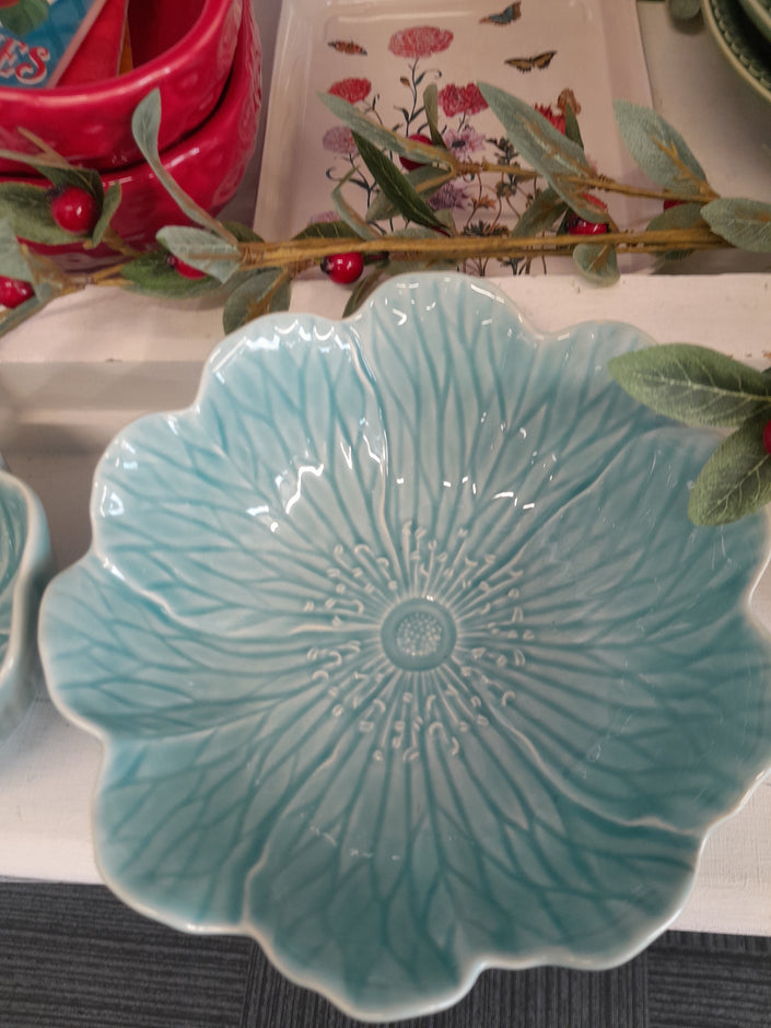 Bordallo Pinheiro Flora Bowl Blue 17cm in-store at Villarosa Maison Nelson NZ
