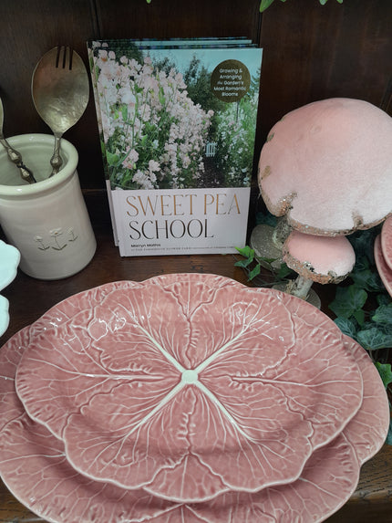 Cabbage Rose Oval Platter 37.5-Bordallo