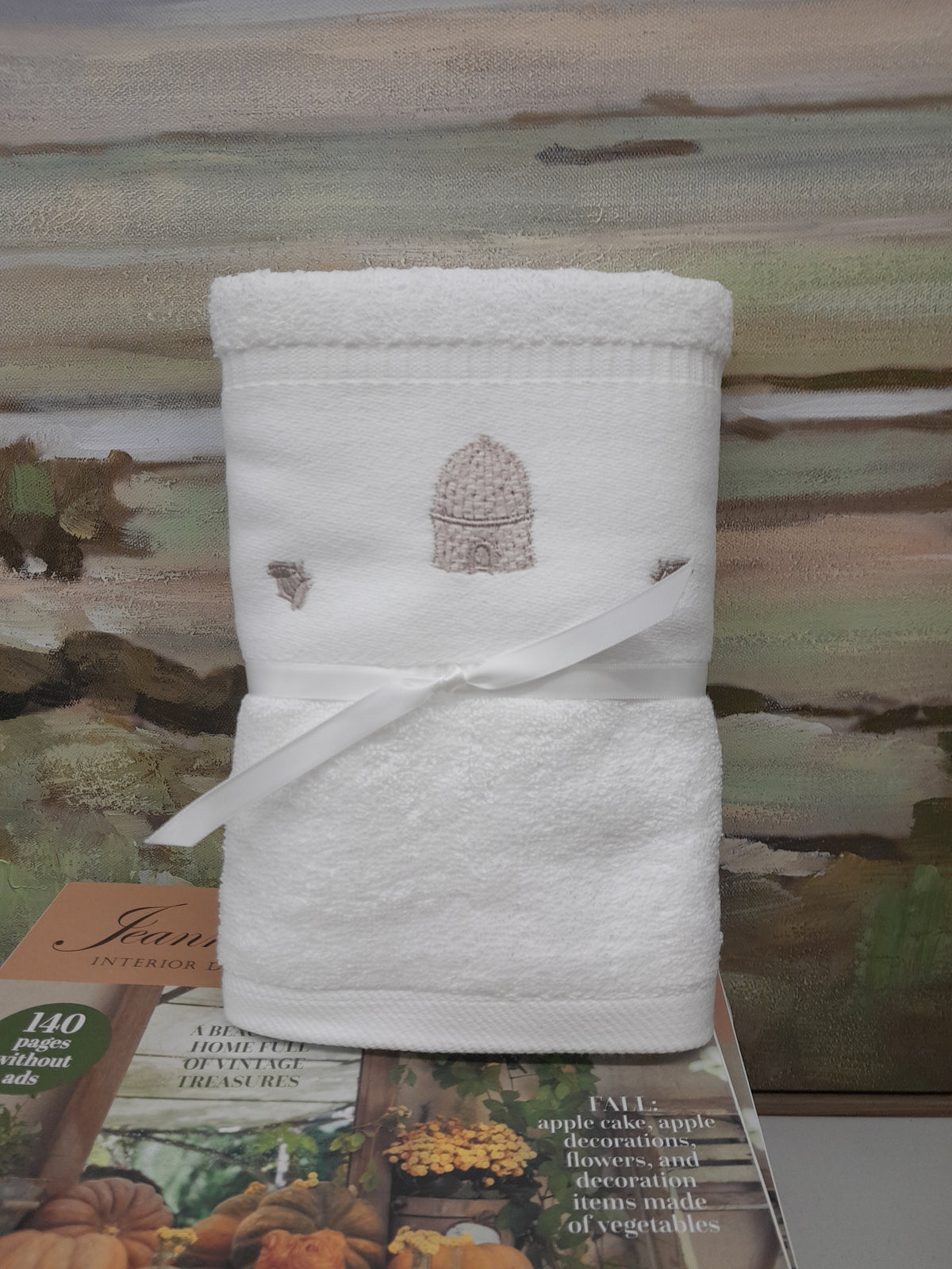 Alice & Lily Embroidered Hand Towel