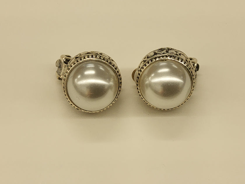 Violet Design Clip On Earrings