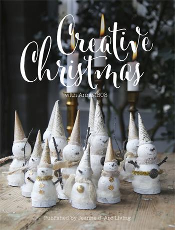 Jeanne d'Arc Living Creative Christmas Book